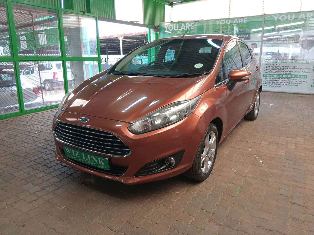Used 2015 Ford Fiesta 5-door 1.4 Ambiente