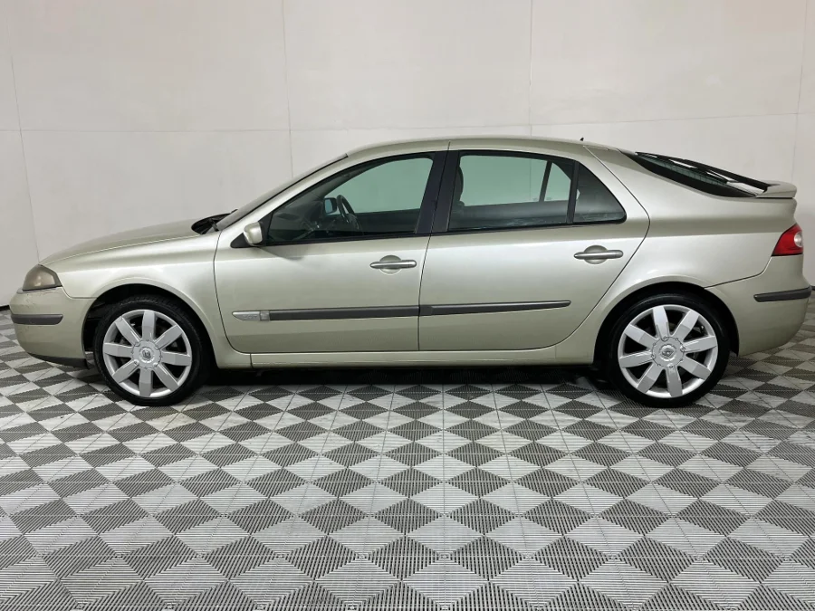 Used 2006 Renault Laguna 2.0T dynamique - WeBuyCars JHB South