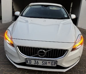 Used 2019 Volvo V40 T4 Inscription auto