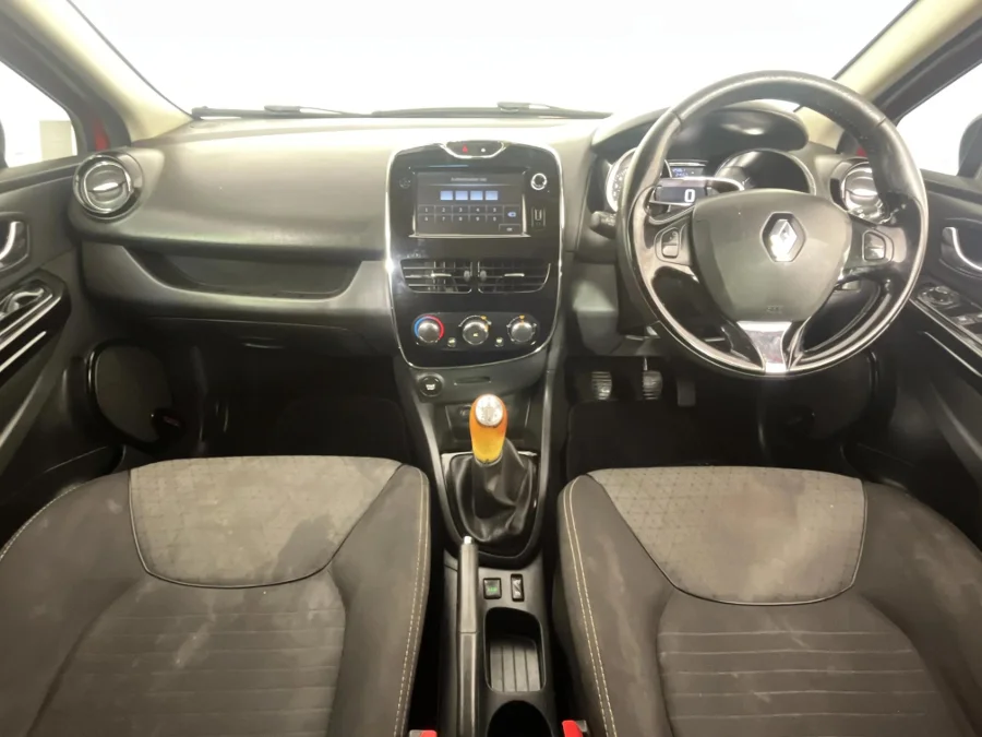 Used 2013 Renault Clio 66kW turbo Dynamique - WeBuyCars Mbombela Used 2013 Renault Clio 66kW turbo Dynamique - WeBuyCars Mbombela