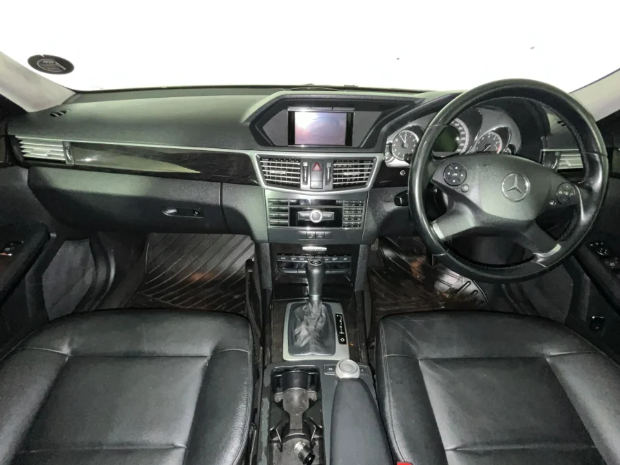 Used 2010 Mercedes-Benz E-Class E200CGI Avantgarde - WeBuyCars Germiston