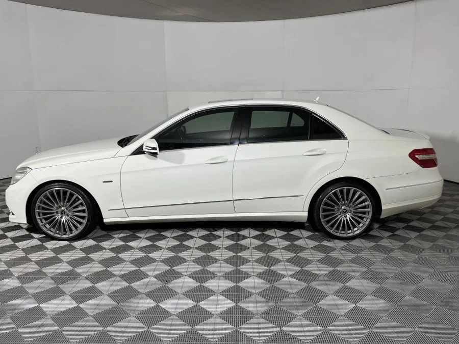 Used 2010 Mercedes-Benz E-Class E200CGI Avantgarde - WeBuyCars Germiston