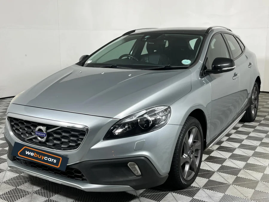 Used 2015 Volvo V40 Cross Country T4 Elite auto - WeBuyCars Witbank Used 2015 Volvo V40 Cross Country T4 Elite auto - WeBuyCars Witbank
