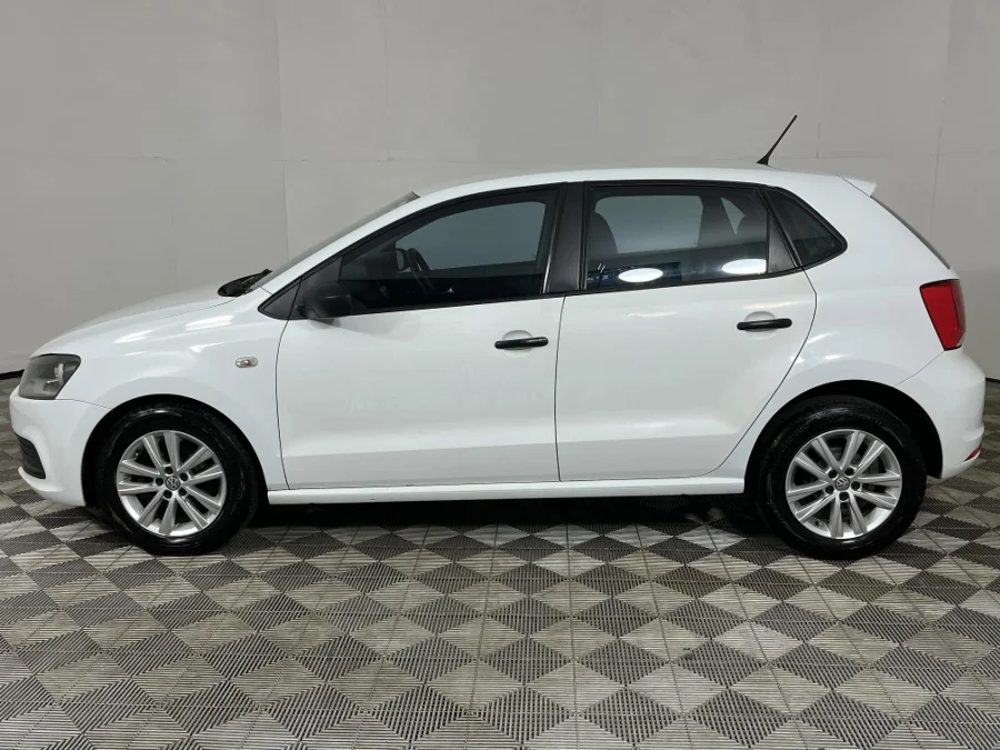 Used 2019 Volkswagen Polo Vivo hatch 1.4 Trendline - WeBuyCars George