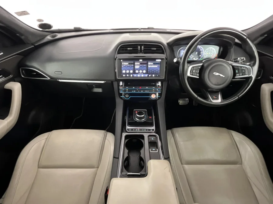 Used 2017 Jaguar F-Pace 35t AWD S First Edition - WeBuyCars George Used 2017 Jaguar F-Pace 35t AWD S First Edition - WeBuyCars George