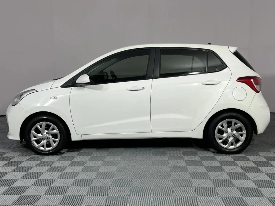 Used 2018 Hyundai Grand i10 1.0 Motion - WeBuyCars Brackenfell Cape Town Used 2018 Hyundai Grand i10 1.0 Motion - WeBuyCars Brackenfell Cape Town