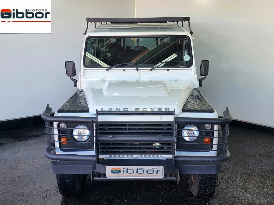 Used 2013 Land Rover Defender 110 TD station wagon S - Gibbor Motors Used 2013 Land Rover Defender 110 TD station wagon S - Gibbor Motors