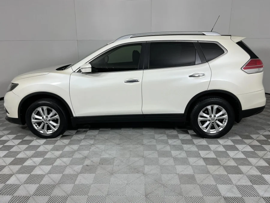 Used 2017 Nissan X-Trail 2.5 4x4 SE - WeBuyCars Gqeberha