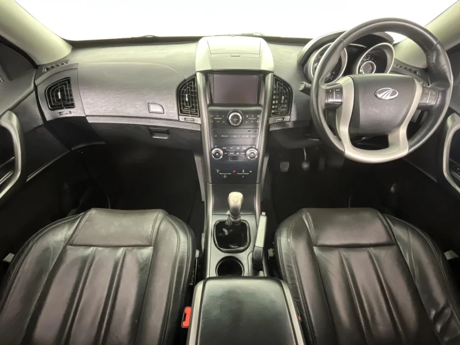 Used 2018 Mahindra XUV500 2.2CRDe W8 - WeBuyCars Mbombela