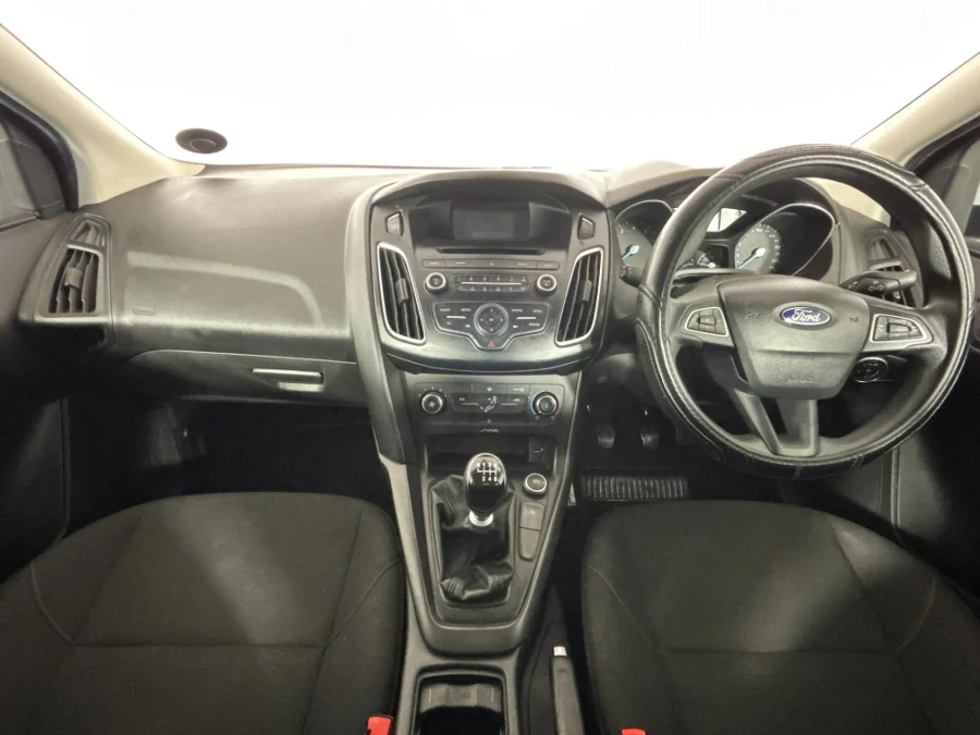 Used 2015 Ford Focus hatch 1.0T Ambiente - WeBuyCars Lansdowne