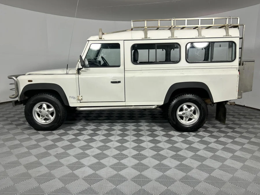 Used 1999 Land Rover Defender 110 2.5 Td5 County - WeBuyCars Lansdowne