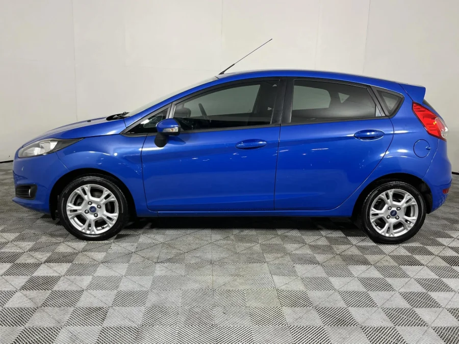 Used 2013 Ford Fiesta 5-door 1.0T Trend - WeBuyCars The Dome