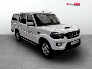 Used 2025 Mahindra Pik Up 2.2CRDe double cab S6 manual