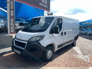 Used 2022 Peugeot Boxer 2.2HDi L2H1 M panel van Used 2022 Peugeot Boxer 2.2HDi L2H1 M panel van