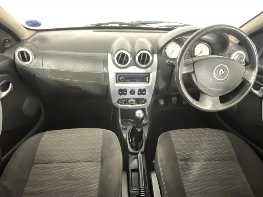 Used 2015 Renault Sandero Stepway 1.6 - WeBuyCars Mbombela