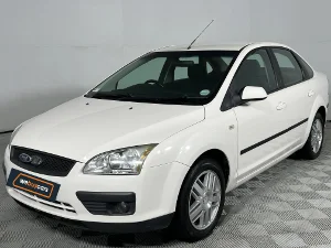 Used 2005 Ford Focus 2.0 4-door Trend auto Used 2005 Ford Focus 2.0 4-door Trend auto