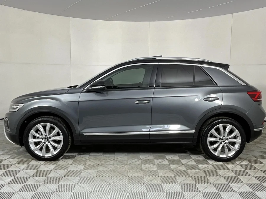 Used 2022 Volkswagen T-Roc 2.0TSI 4Motion R-Line - WeBuyCars Silverlakes