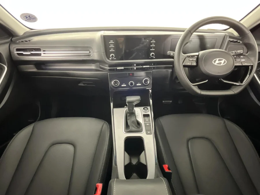 Used 2025 Hyundai Alcazar 2.0 Executive - WeBuycars East London