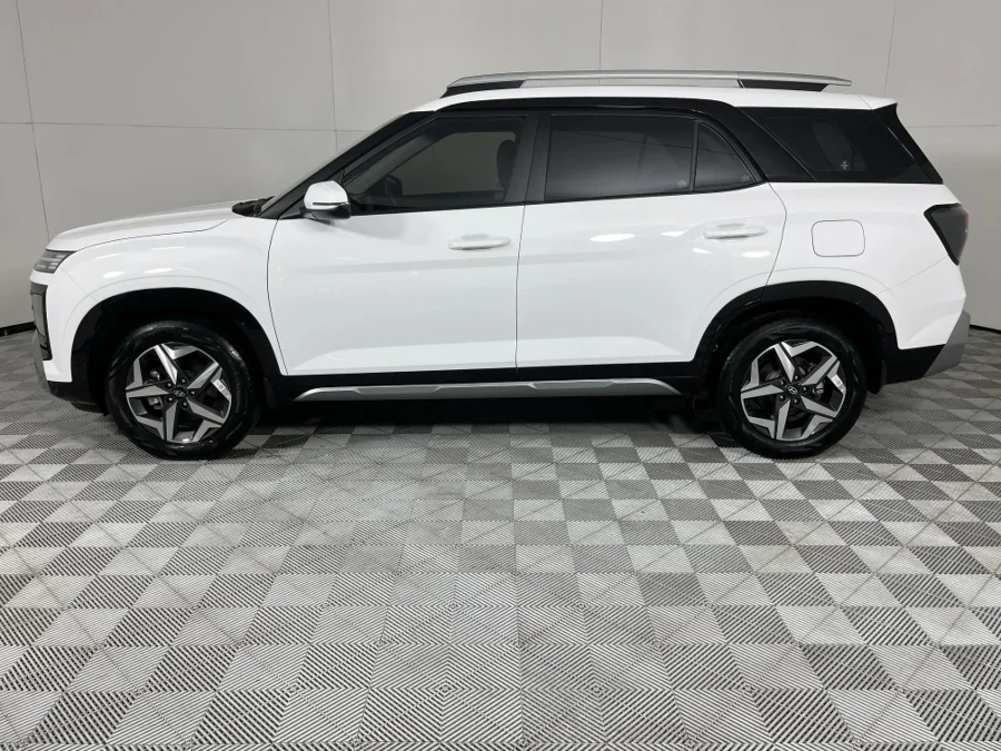 Used 2025 Hyundai Alcazar 2.0 Executive - WeBuycars East London