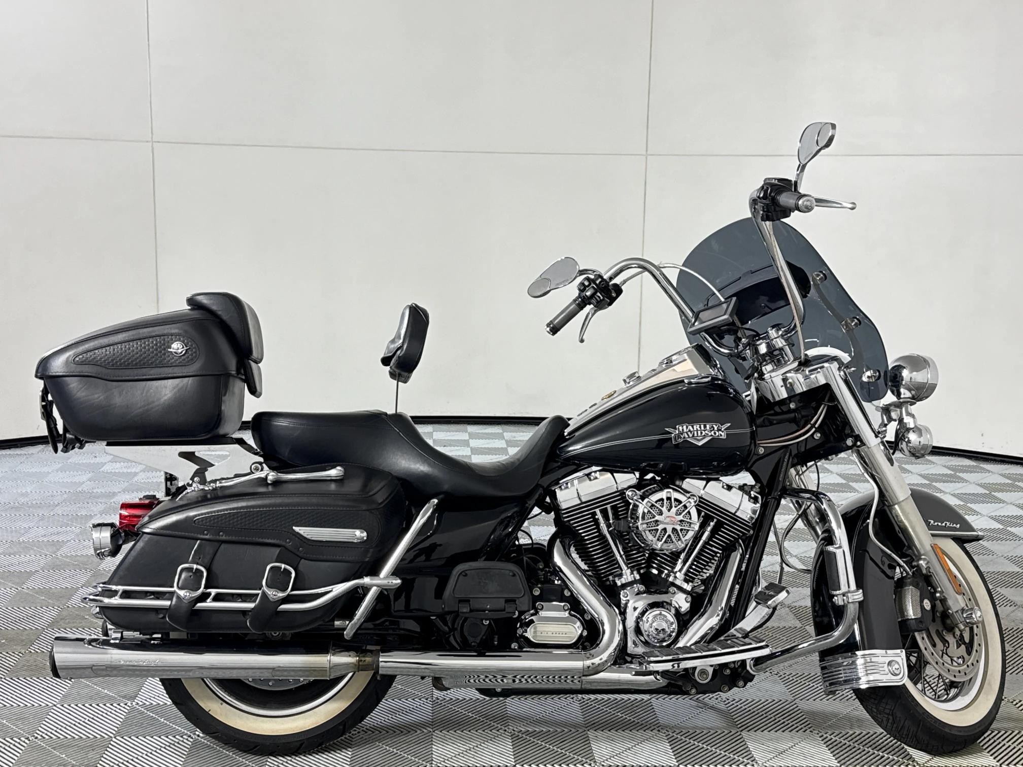 Used 2012 Harley Davidson Touring Road King Classic