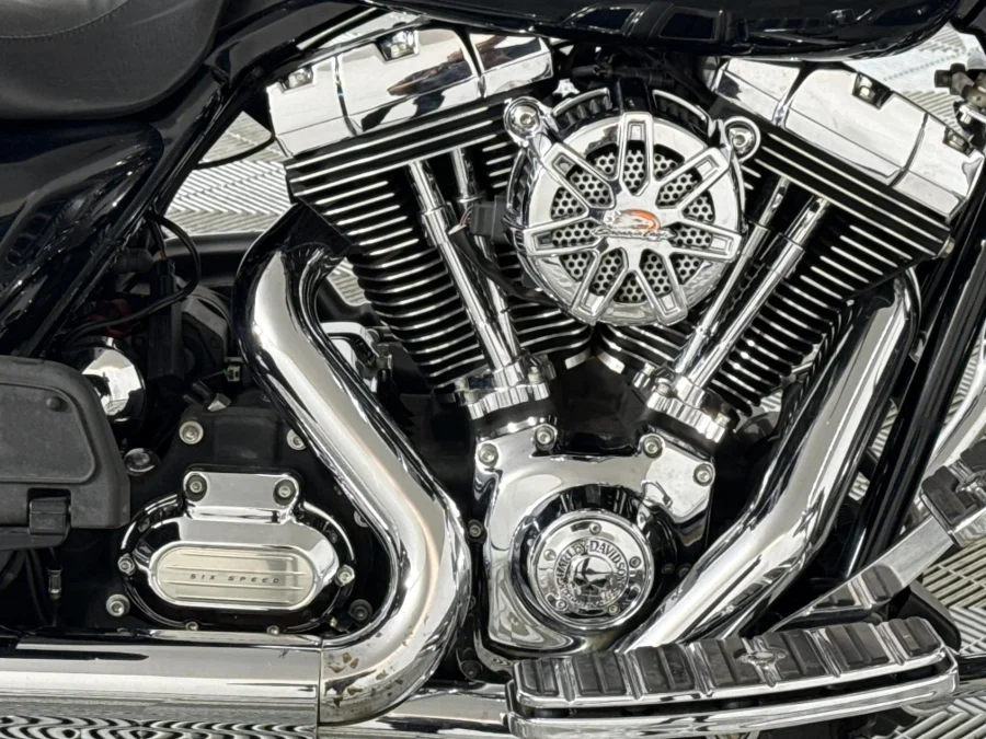 Used 2012 Harley Davidson Touring Road King Classic - WeBuyCars Midstream