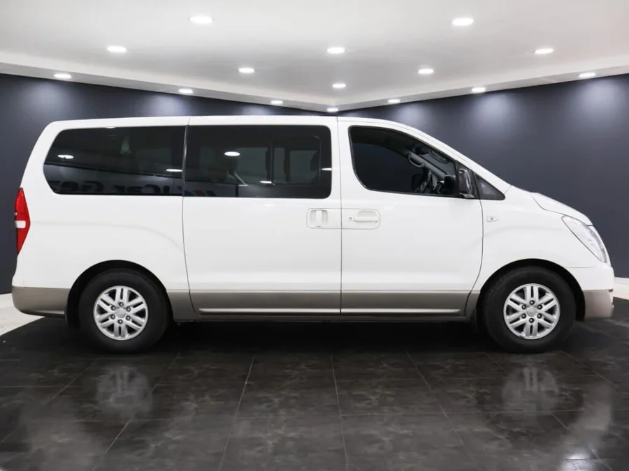 Used 2016 Hyundai H-1 2.5VGTi bus Elite 9-seater - ICar Gezina