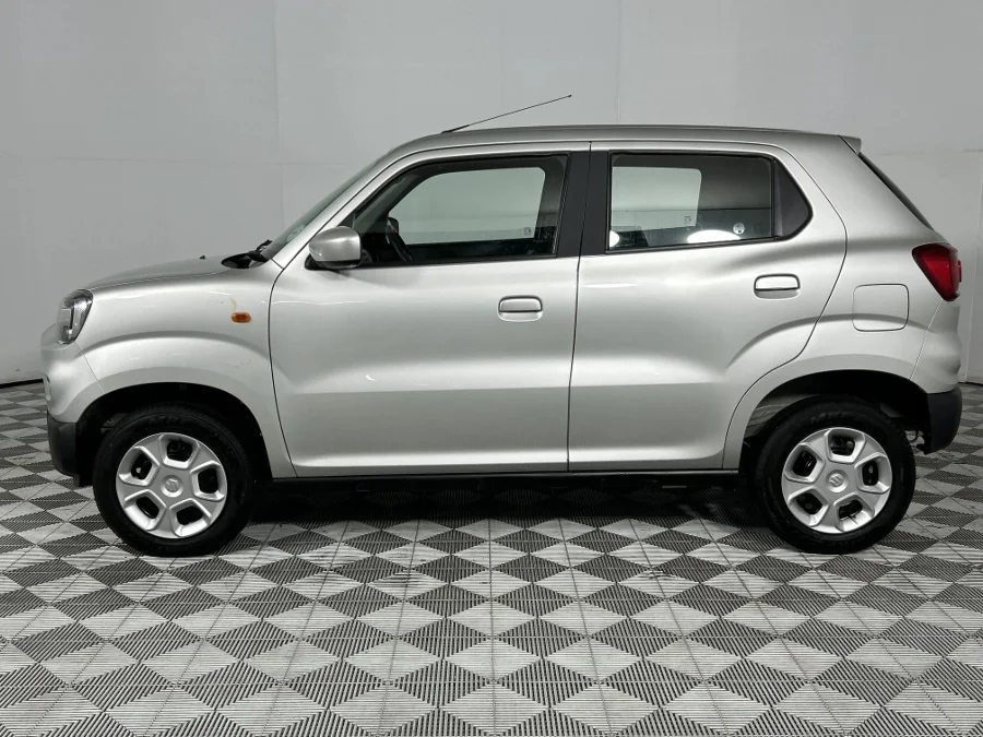 Used 2021 Suzuki S-Presso 1.0 GL manual - WeBuyCars Brackenfell Cape Town Used 2021 Suzuki S-Presso 1.0 GL manual - WeBuyCars Brackenfell Cape Town