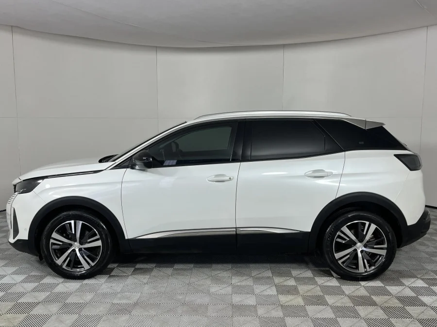 Used 2022 Peugeot 3008 1.6T Allure - WeBuyCars Mbombela