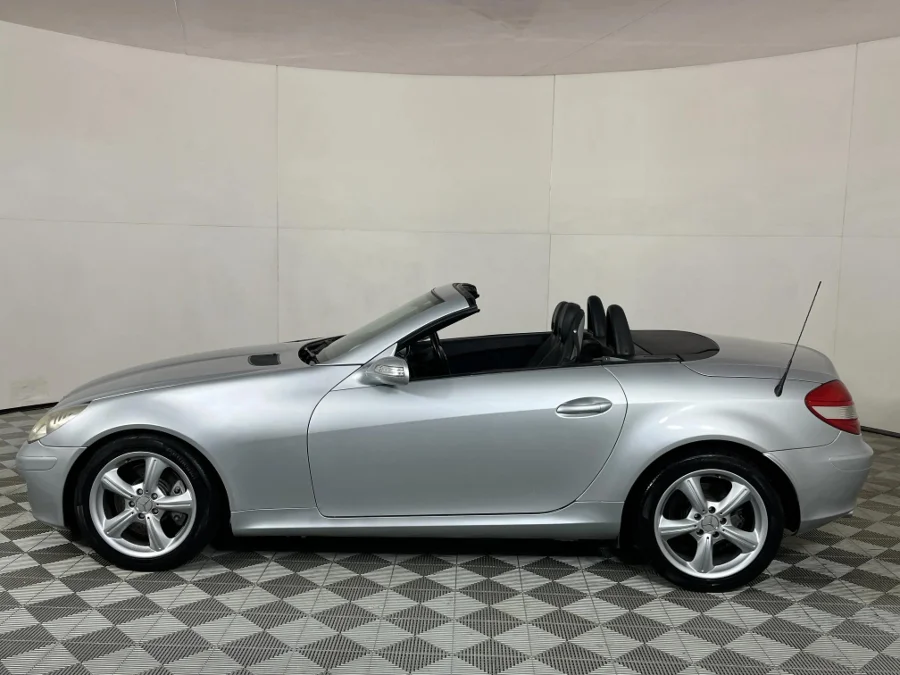 Used 2007 Mercedes-Benz SLK SLK350 - WeBuyCars JHB South Used 2007 Mercedes-Benz SLK SLK350 - WeBuyCars JHB South