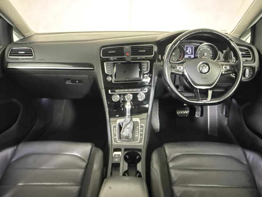 Used 2014 Volkswagen Golf 2.0TDI Highline - WeBuyCars Midstream Used 2014 Volkswagen Golf 2.0TDI Highline - WeBuyCars Midstream