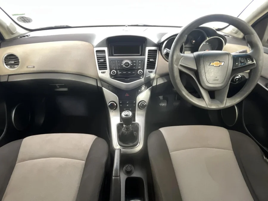 Used 2012 Chevrolet Cruze sedan 1.6 LS - WeBuyCars Richmond