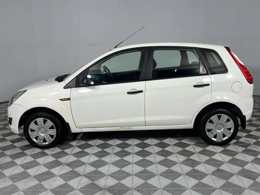 Used 2011 Ford Figo 1.4 Ambiente - WeBuyCars Lansdowne