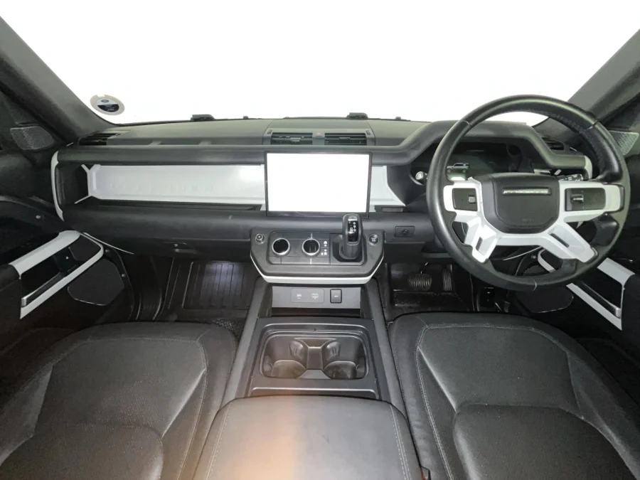 Used 2022 Land Rover Defender 110 D300 X-Dynamic HSE - WeBuyCars Lansdowne