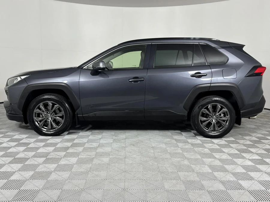 Used 2022 Toyota RAV4 2.0 GX-R AWD - WeBuyCars Vereeniging Used 2022 Toyota RAV4 2.0 GX-R AWD - WeBuyCars Vereeniging