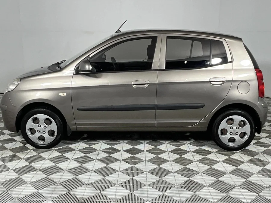 Used 2011 Kia Picanto 1.1 Striker - WeBuyCars Lansdowne