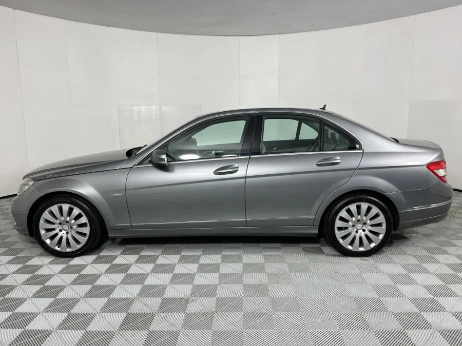 Used 2010 Mercedes-Benz C-Class C300 Elegance - WeBuyCars Gqeberha Used 2010 Mercedes-Benz C-Class C300 Elegance - WeBuyCars Gqeberha