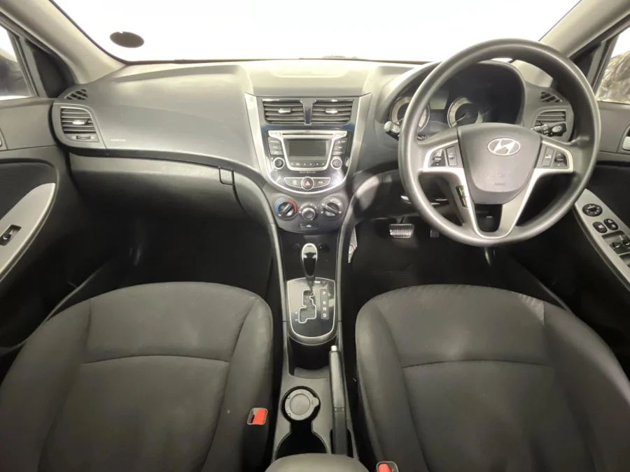 Used 2017 Hyundai Accent sedan 1.6 Fluid auto - WeBuyCars The Dome