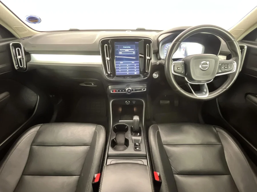 Used 2018 Volvo XC40 T5 AWD Momentum - WeBuyCars JHB South