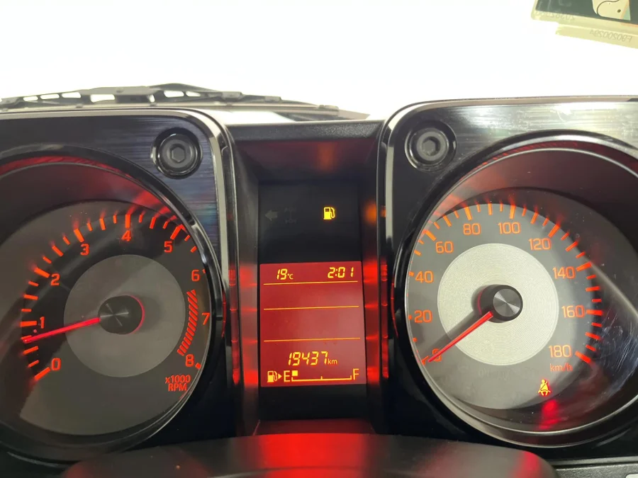 Used 2022 Suzuki Jimny 1.5 GLX AllGrip 3-door manual - WeBuyCars JHB South