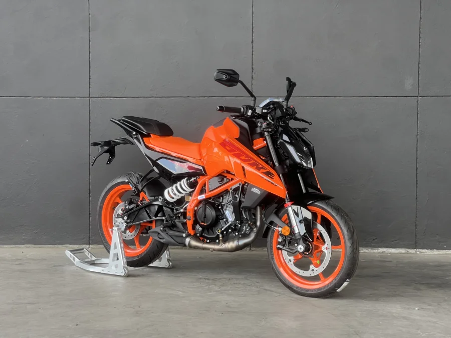 KTM 390 DUKE - FAST KTM