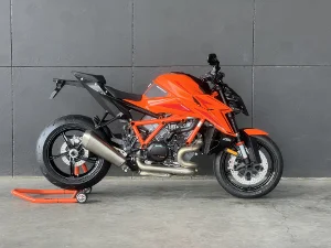 KTM 1390 SUPER DUKE R