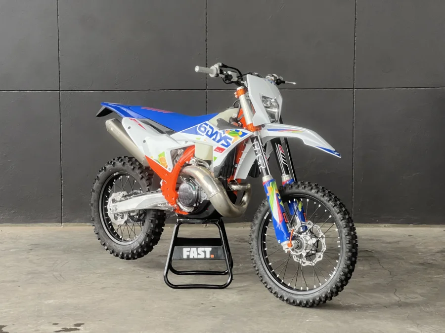 KTM 300 EXC SIX DAYS ITALIA - FAST KTM