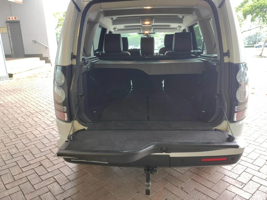 Used 2016 Land Rover Discovery SDV6 SE - Selective Autohaus