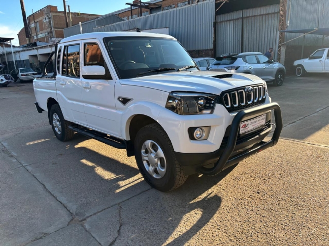 Used 2026 Mahindra Pik Up 2.2CRDe double cab S6 manual