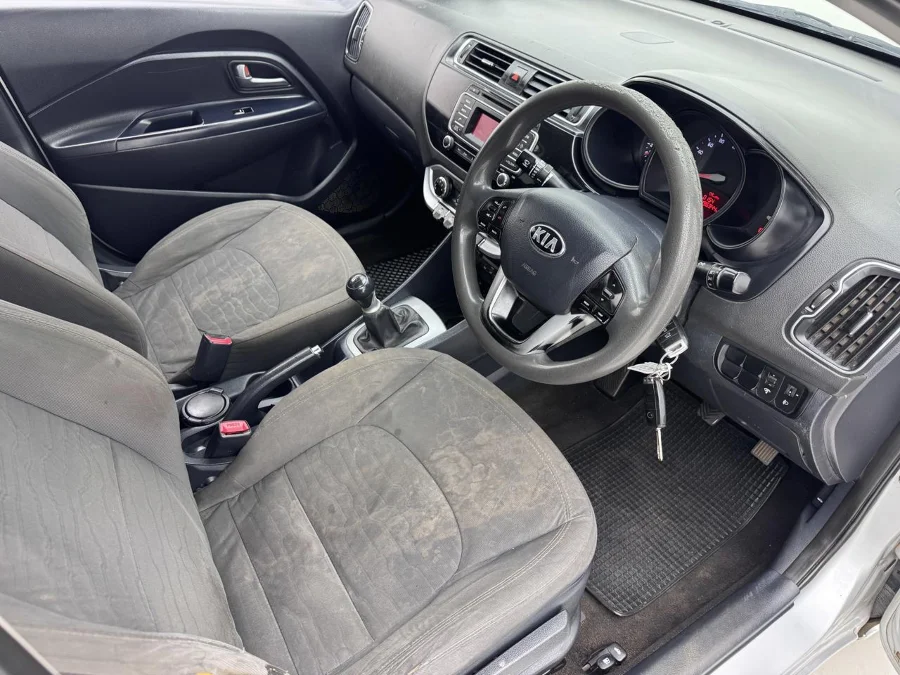 Used 2016 Kia Rio sedan 1.2 - EBK Auto