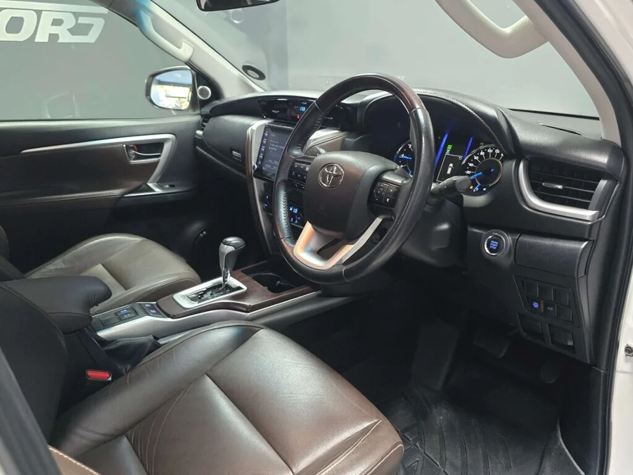 Used 2020 Toyota Fortuner 2.8GD-6 4x4 auto - WP Motors Used 2020 Toyota Fortuner 2.8GD-6 4x4 auto - WP Motors