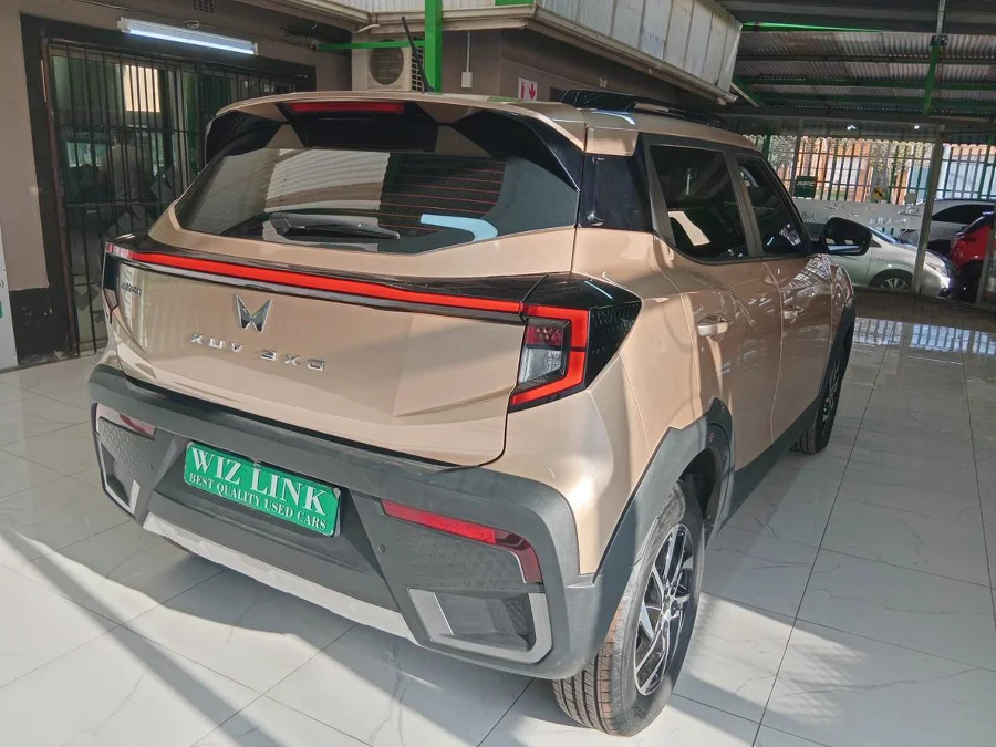 Used 2025 Mahindra XUV 3XO 1.2T AX7L - Wiz Link
