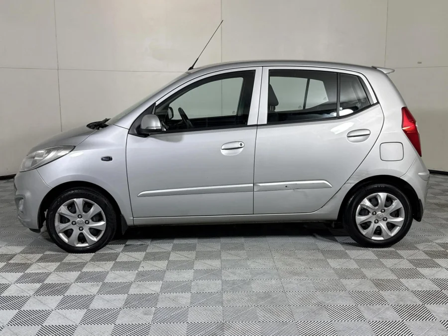 Used 2017 Hyundai i10 1.1 Motion - WeBuyCars Midstream