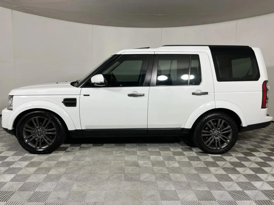 Used 2017 Land Rover Discovery SDV6 Graphite - WeBuyCars Riverhorse