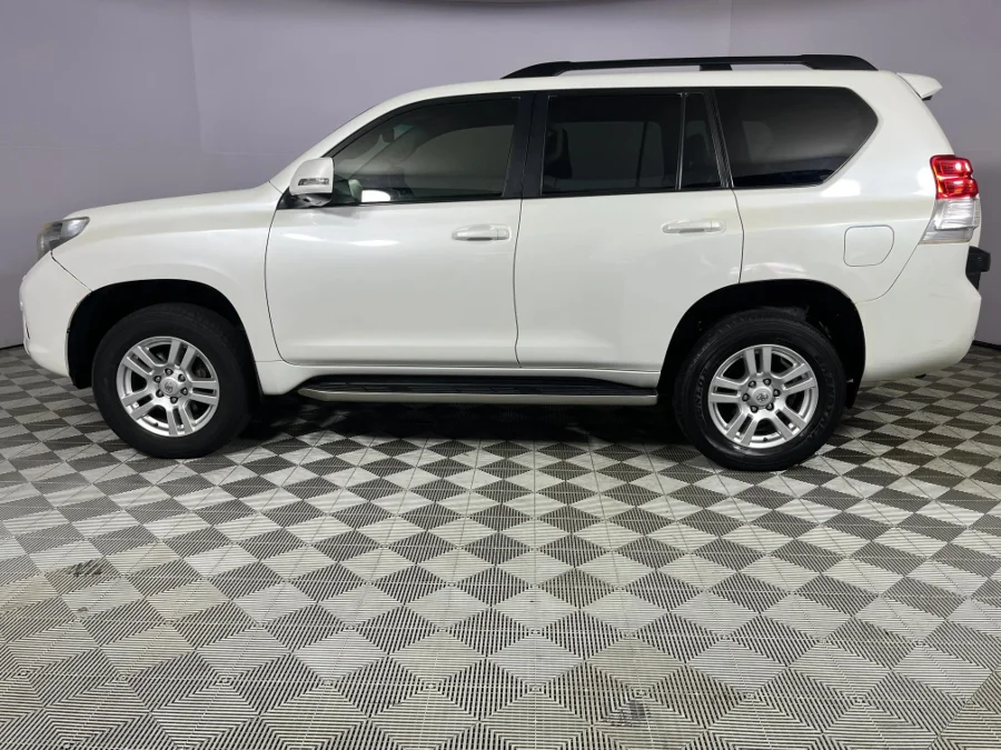 Used 2010 Toyota Land Cruiser Prado 4.0 VX - WeBuyCars JHB South Used 2010 Toyota Land Cruiser Prado 4.0 VX - WeBuyCars JHB South